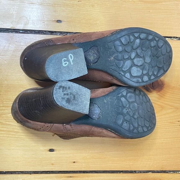 Y2K BOC Brown Leather Mule Booties Sz 6 Boho Witchy Clogs Round Toe Chunky Heel - Picture 8 of 11